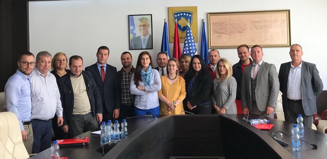 Agjencia Zhvilloi Trajnim me Zyrtarë të Komunës së Mitrovicës